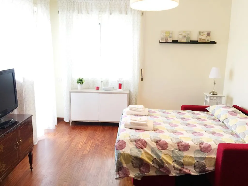 Casa vacanze Roma Suite Cinecittà Italia